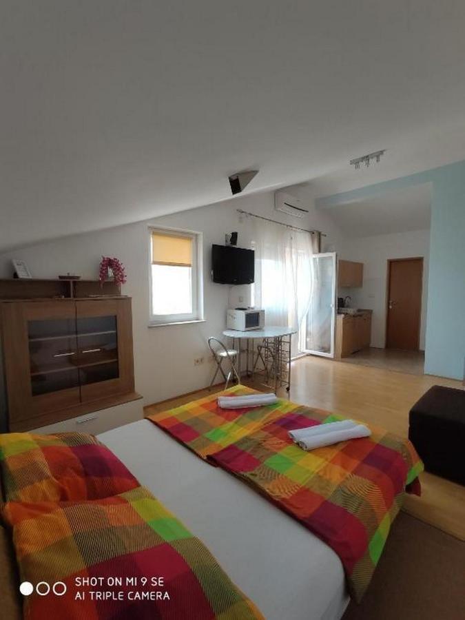 Apartments Vala Vinišće Zewnętrze zdjęcie