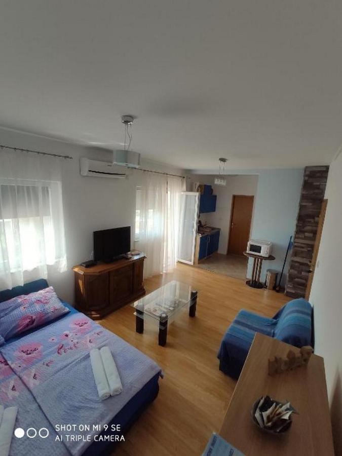 Apartments Vala Vinišće Zewnętrze zdjęcie