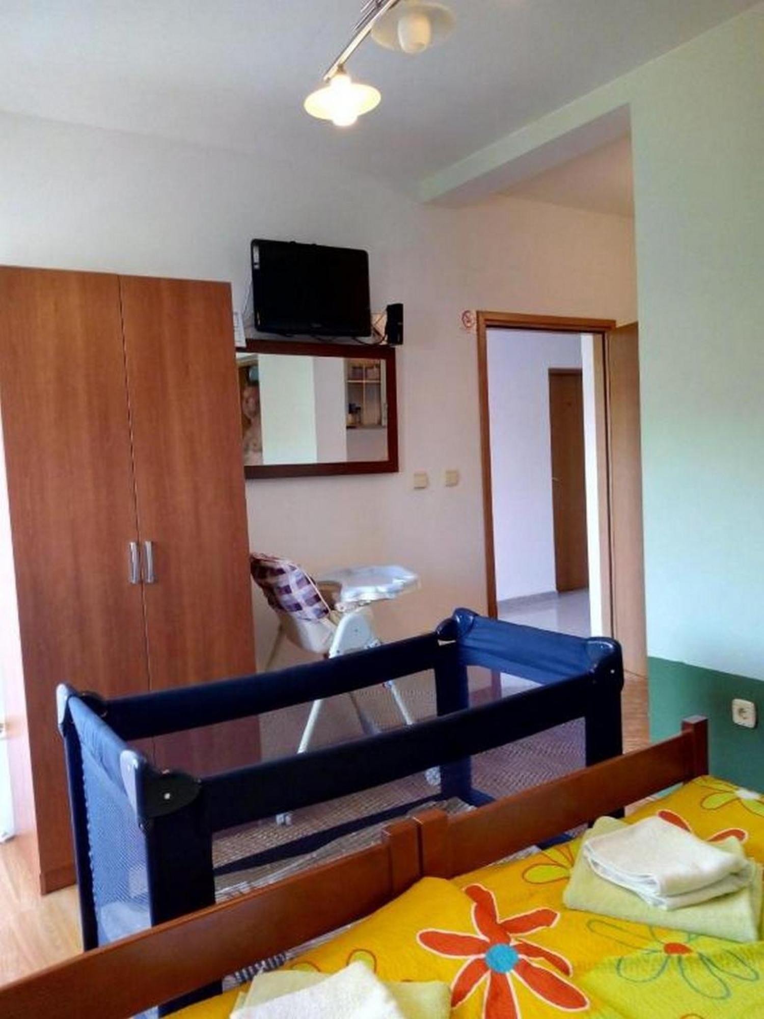 Apartments Vala Vinišće Pokój zdjęcie